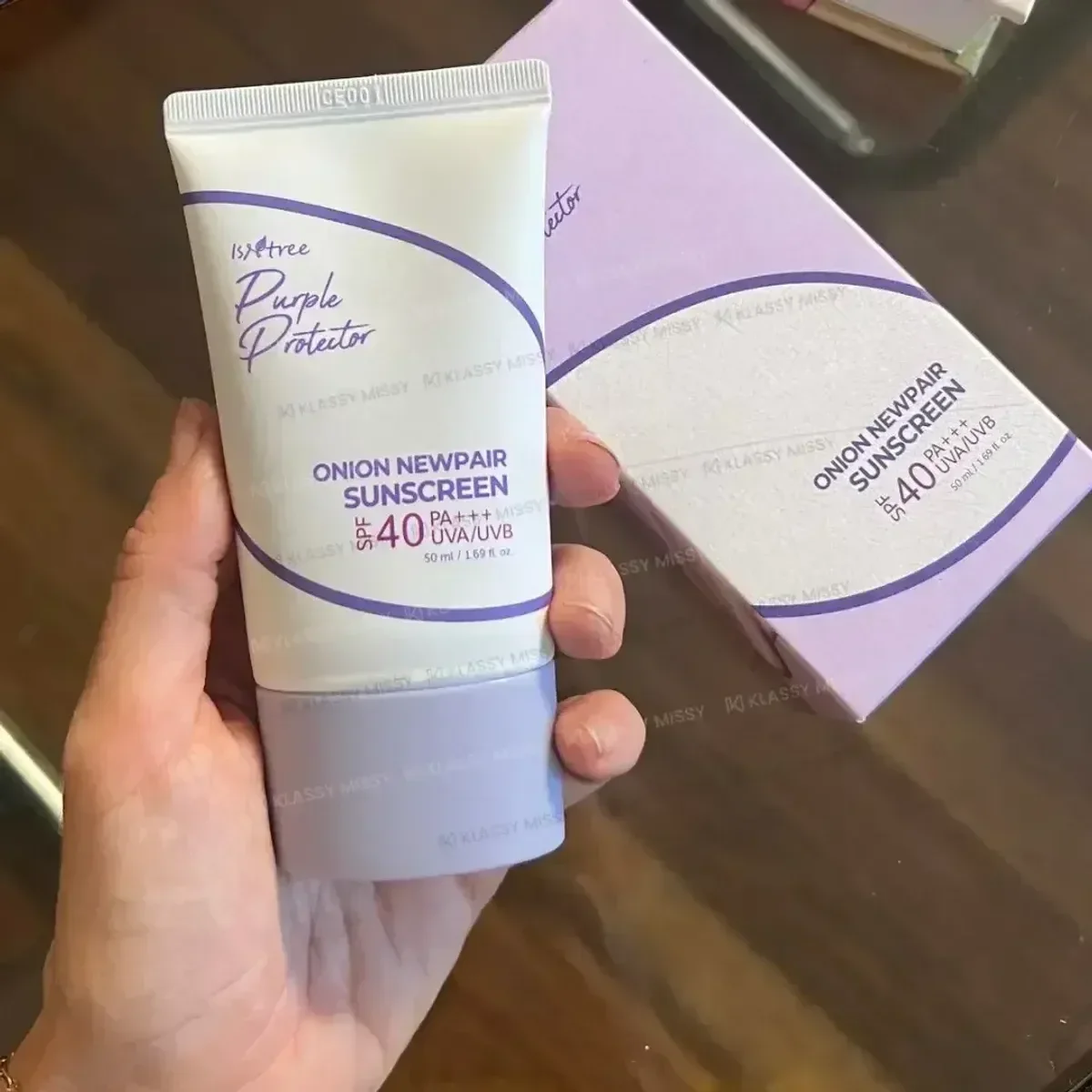 Isntree Onion Newpair Sunscreen SPF40